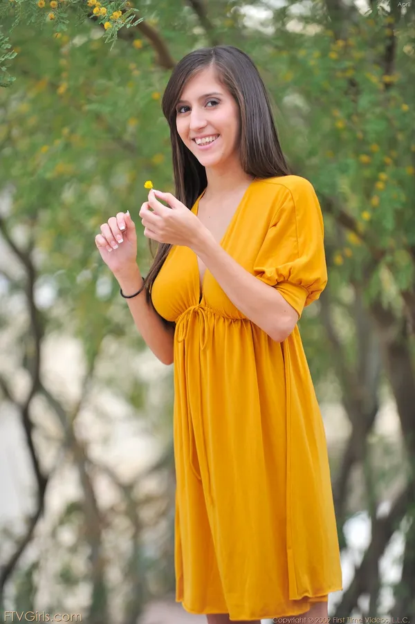 April O'Neil's photo 8