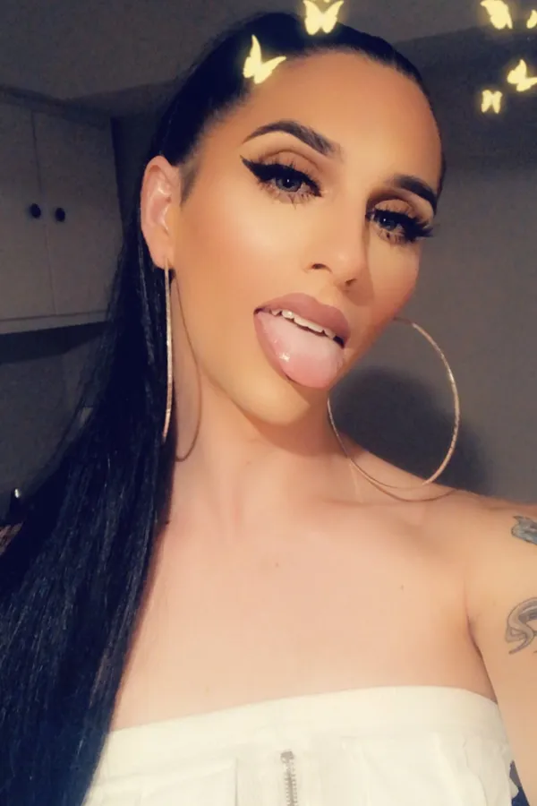 Ari Chanel's photo 3