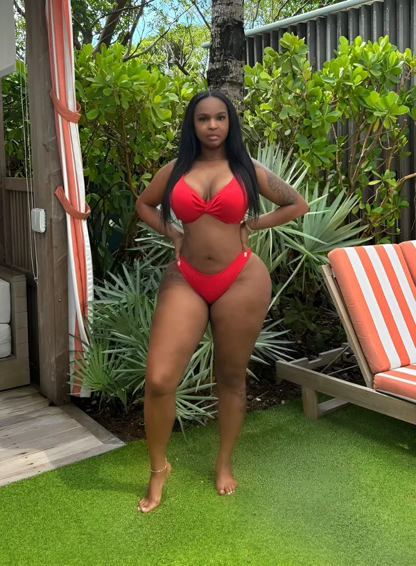 Ari Poche's BabeWiki Profile