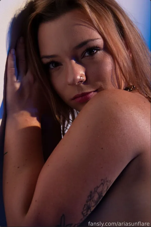 Aria Sunflare's BabeWiki Profile