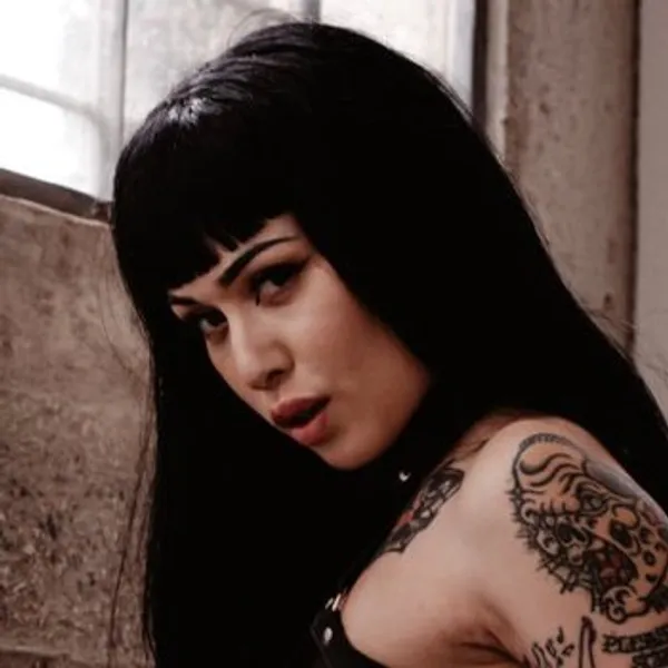 Arson Leigh's photo 8