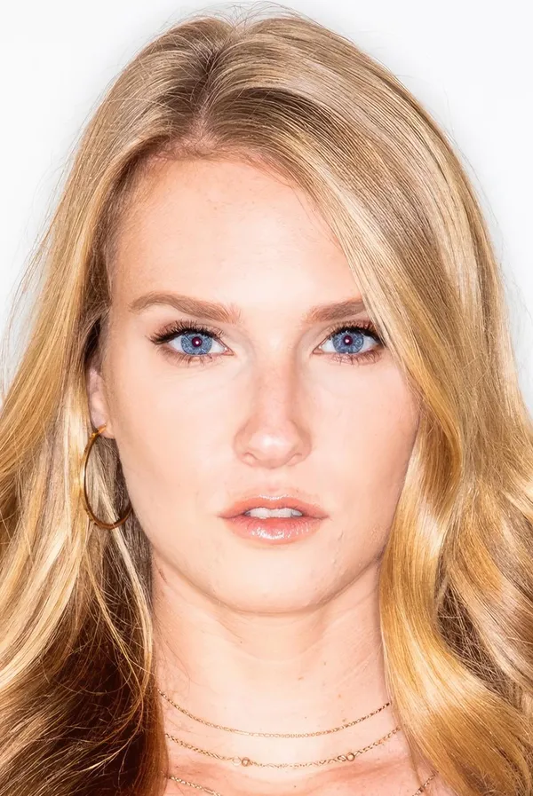 Ashley Lane's photo 10