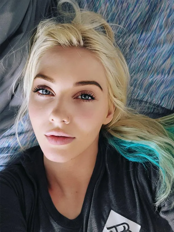 Ashlynne Locks's photo 2