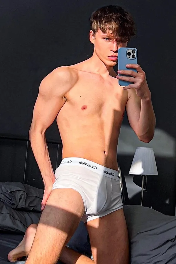 Ashton White's photo 3