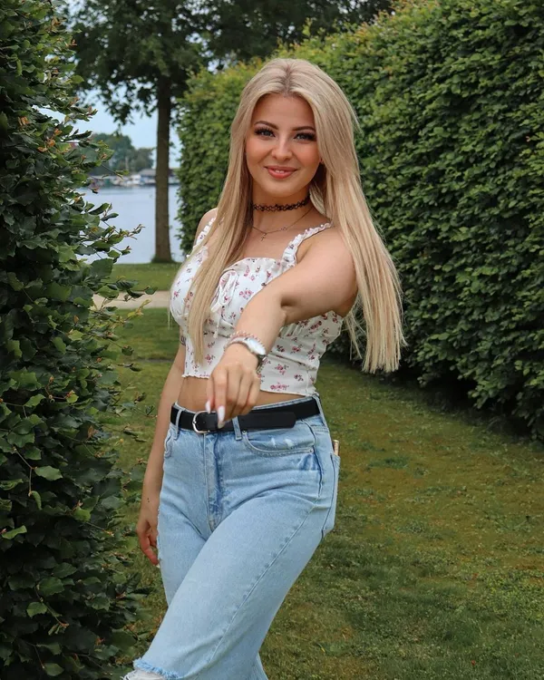 ASMR Janina's photo 4