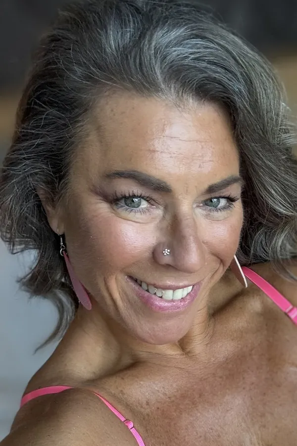 Athena West's photo 2