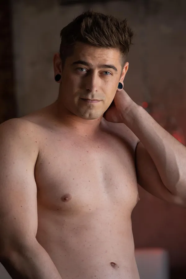 Austin Pierce's BabeWiki Profile