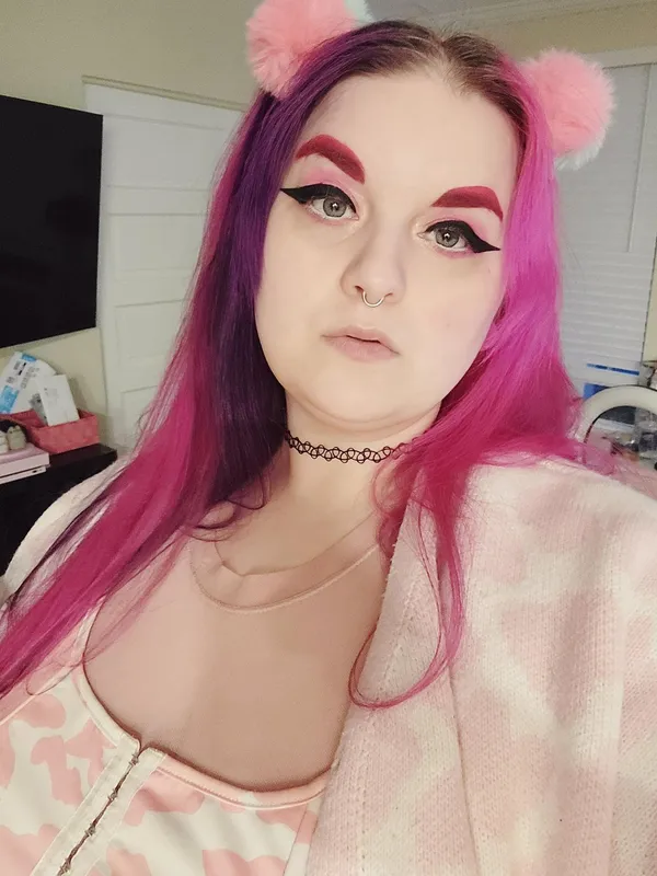 Autumn Hart's BabeWiki Profile