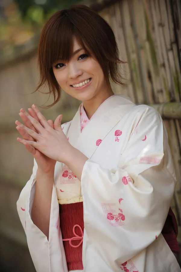 Azusa Itagaki's photo 5