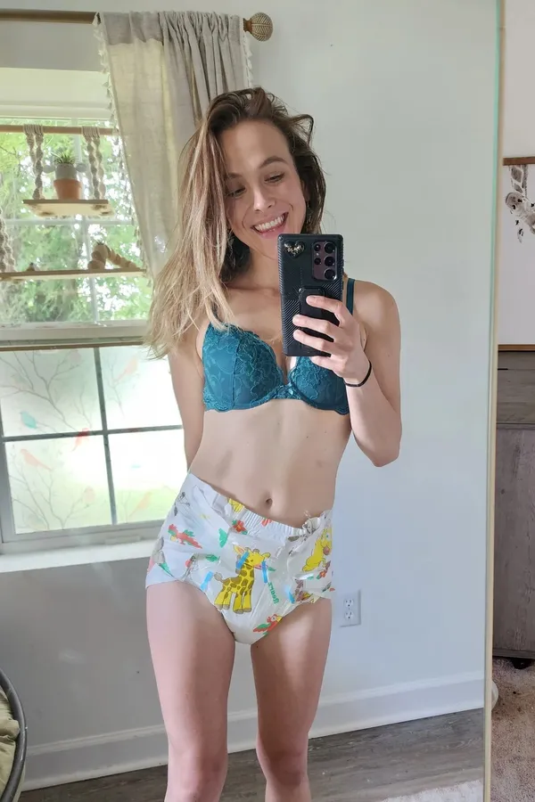 Baby Bea's BabeWiki Profile