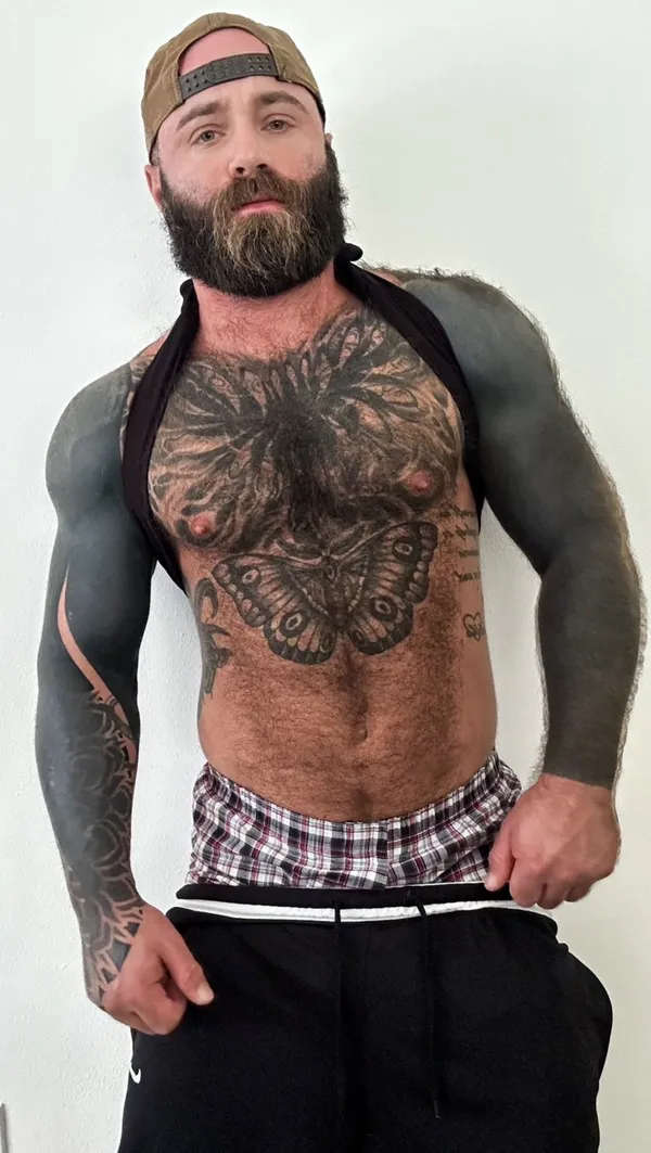 Baby Bear's BabeWiki Profile