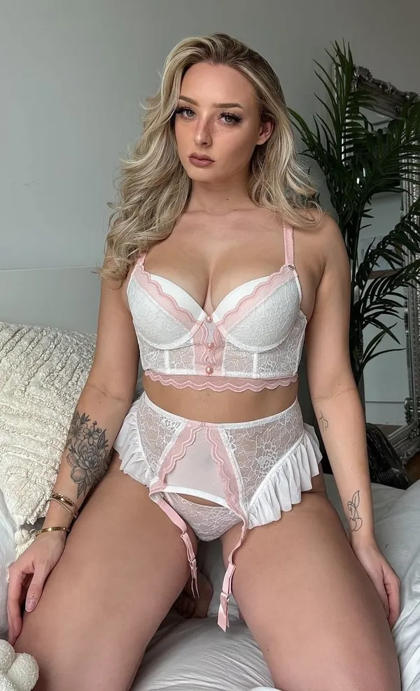 Beckii Whiting's photo 2