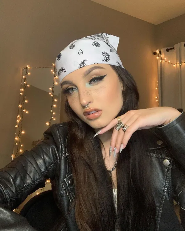 Beebee ASMR's photo 4