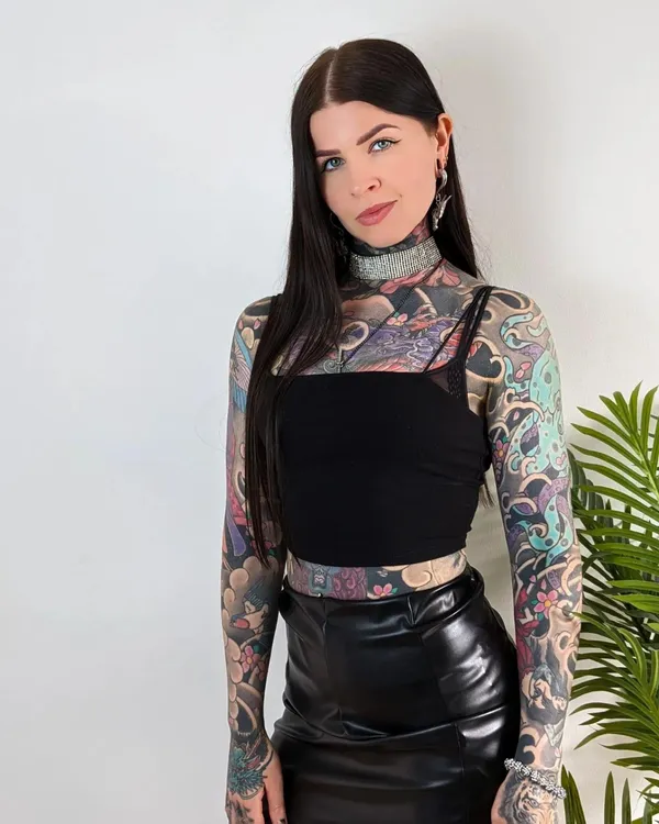 Bethany Moore's BabeWiki Profile