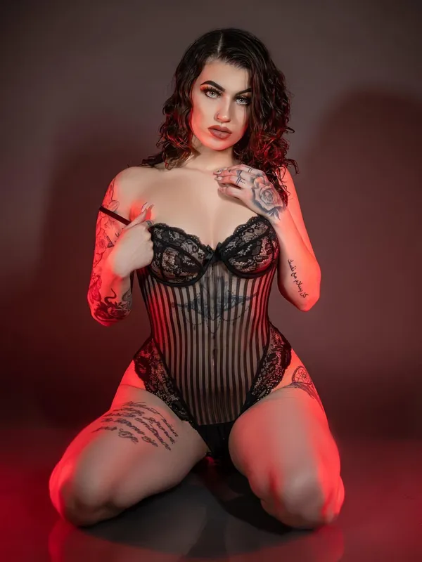 biancasthroat's photo 4