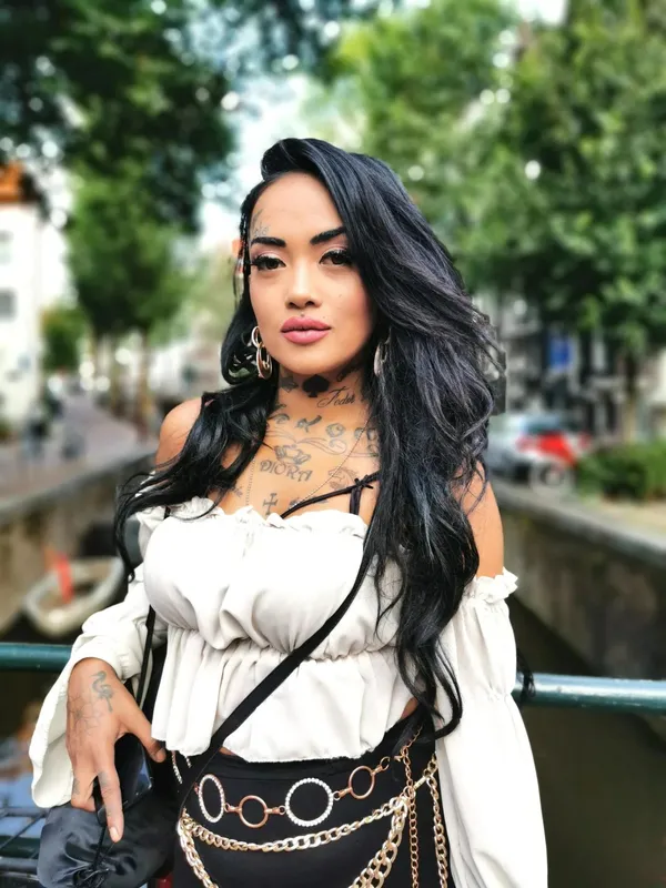 Bibi Diamond's BabeWiki Profile