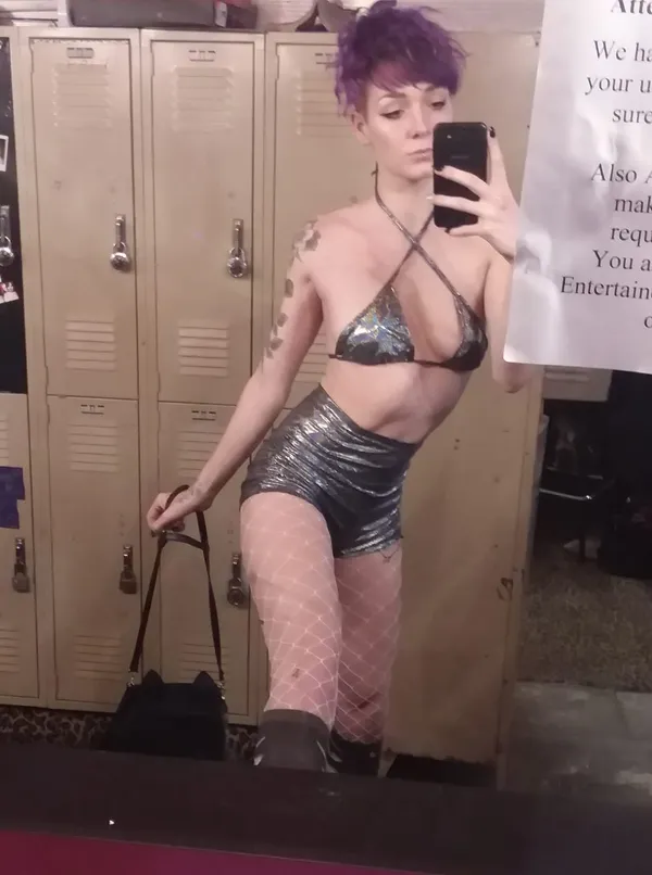 Billy Nyx's BabeWiki Profile