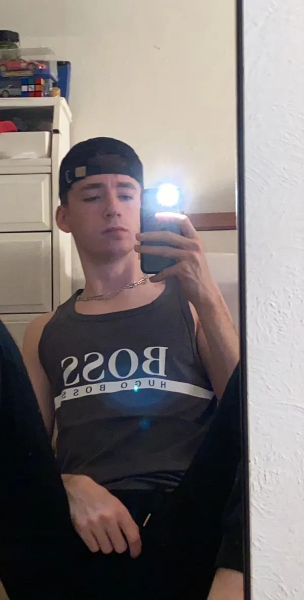 bitgayisntit's photo 3