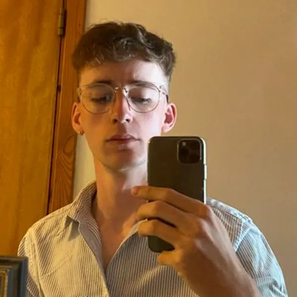 bitgayisntit's photo 7