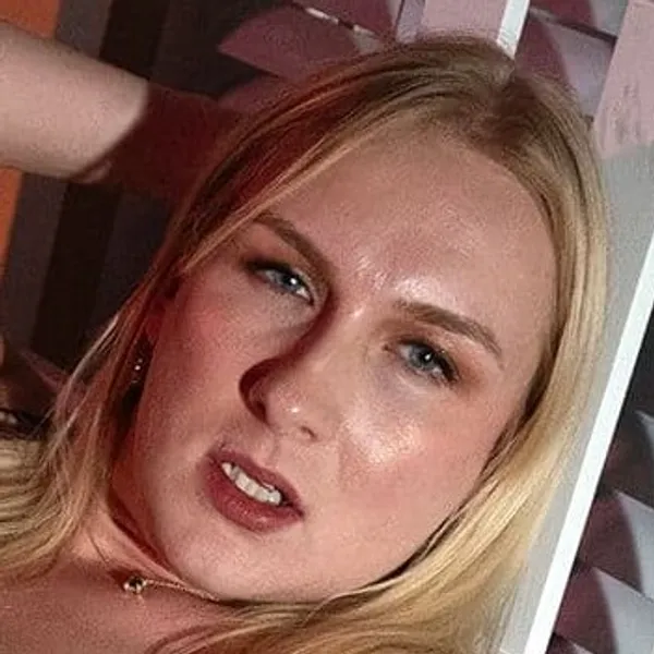 Blaire Banks's photo 4