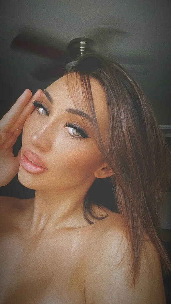 Blaire Johnson's photo 6