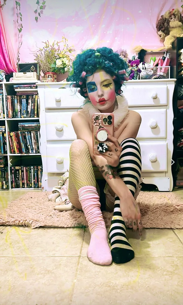 Blu Cosmo's BabeWiki Profile