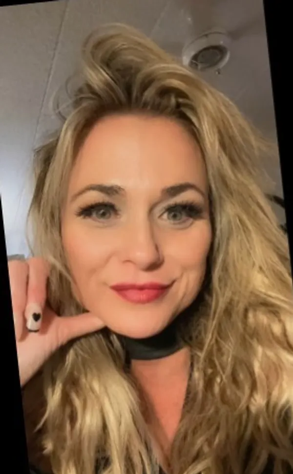 Bobbi Paige's photo 8