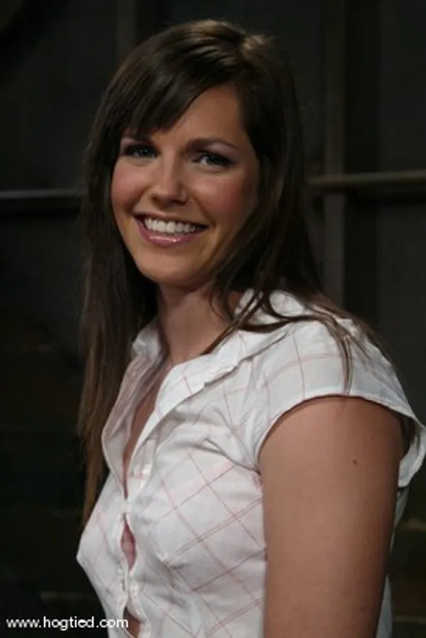 Bobbi Starr's photo 12