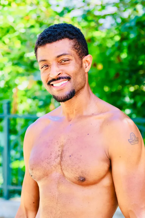 Bobby Grey's BabeWiki Profile