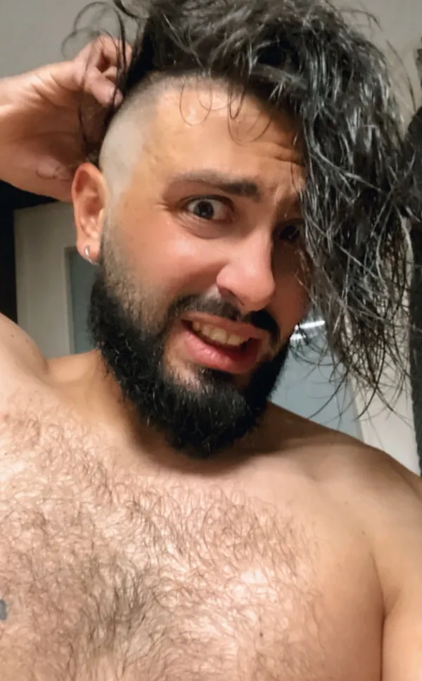 Bonny Vara's BabeWiki Profile