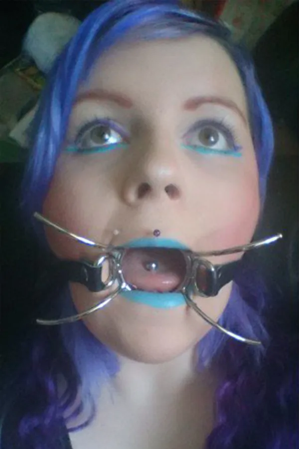 BoundGirlXO's photo 4