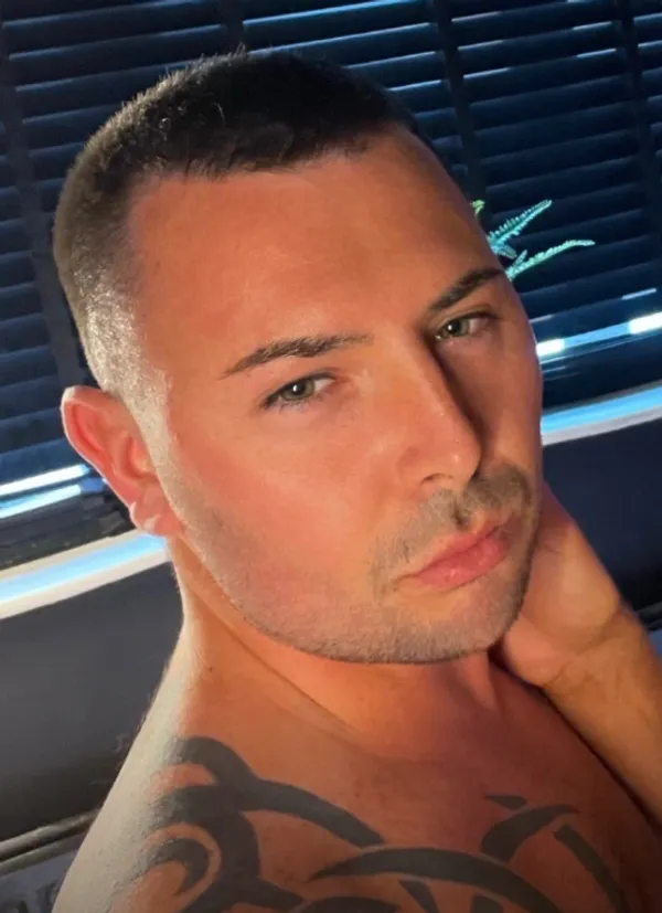 Brad's BabeWiki Profile