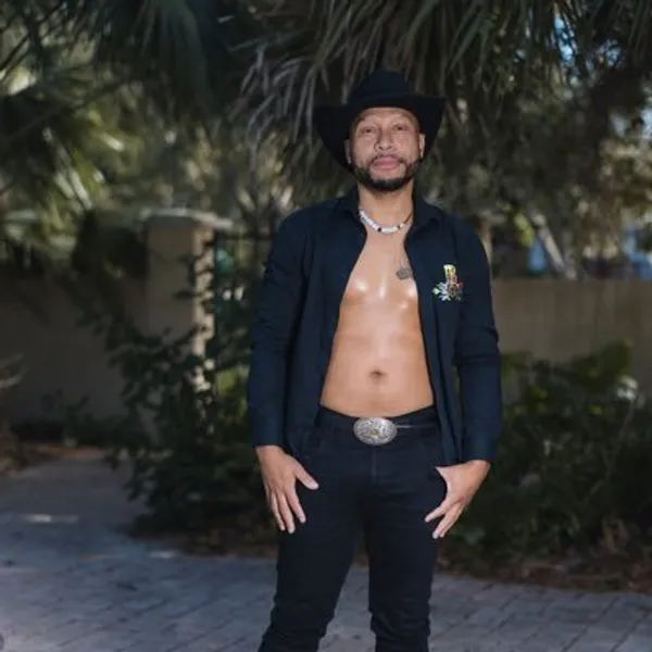 Bradley Snoww's BabeWiki Profile