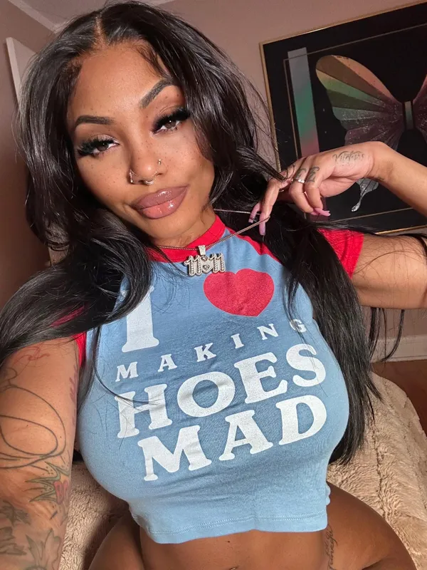 Brandi Kelly's photo 2