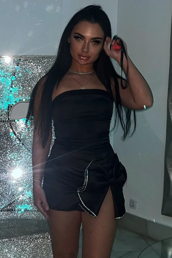 Bratty Leah's photo 10