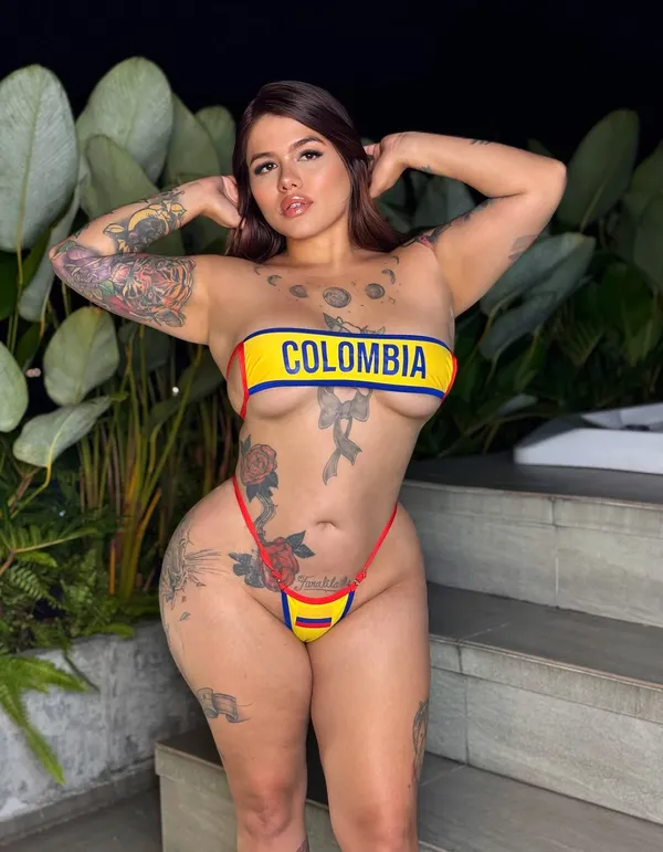 Brenda Munoz's BabeWiki Profile