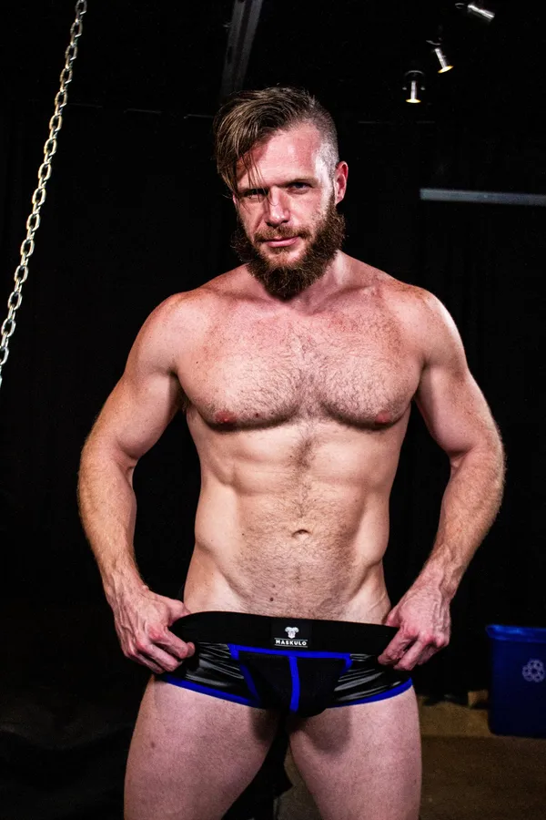 Brian Bonds's BabeWiki Profile