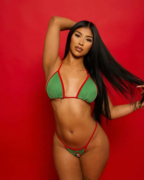 Brianna Rojas's BabeWiki Profile