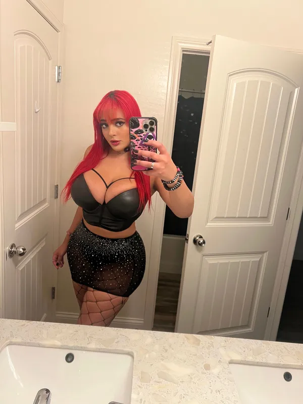 Brie Nightwood's BabeWiki Profile