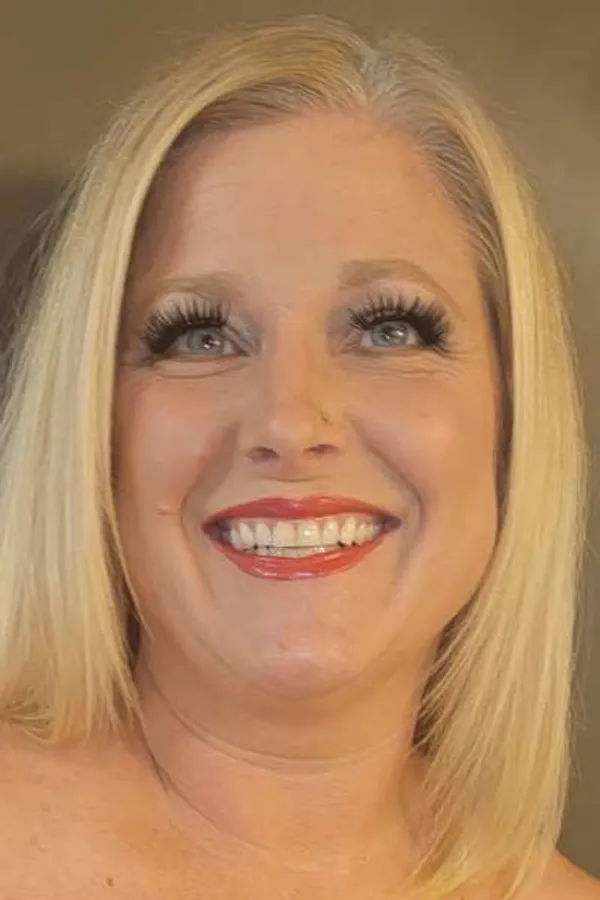 Brooke Black's photo 2