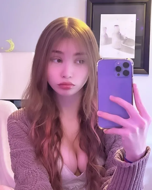 buni's BabeWiki Profile