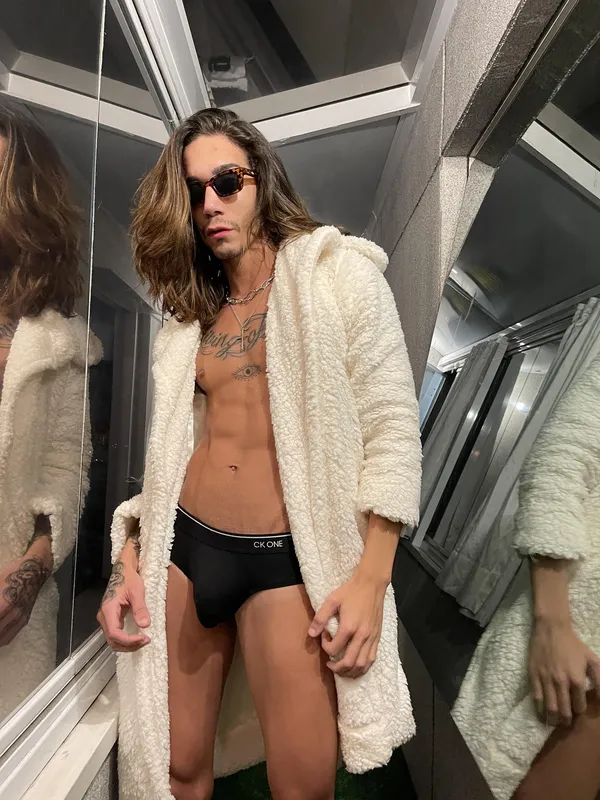 Caco Foxx's BabeWiki Profile