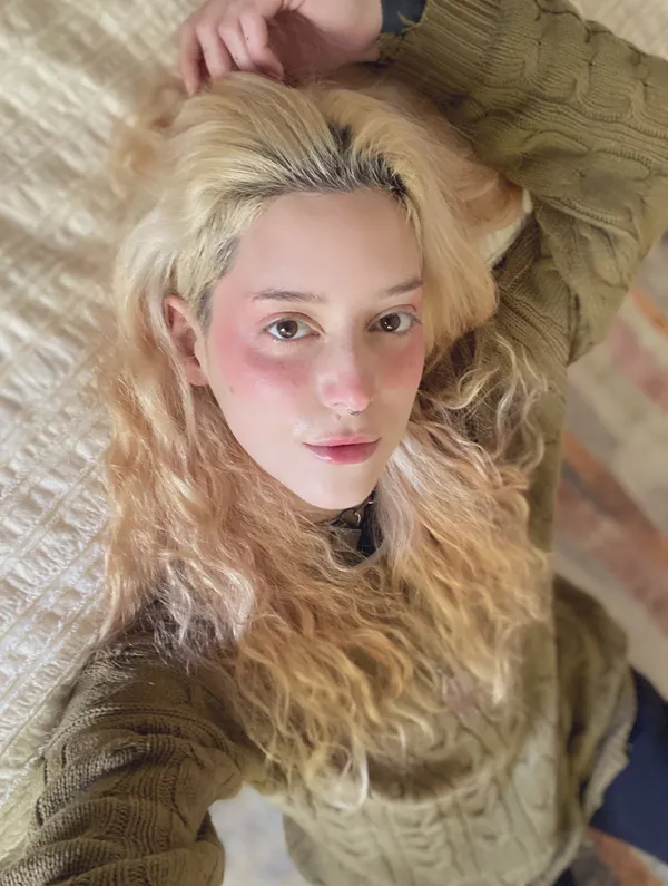 Cam Damage's photo 4