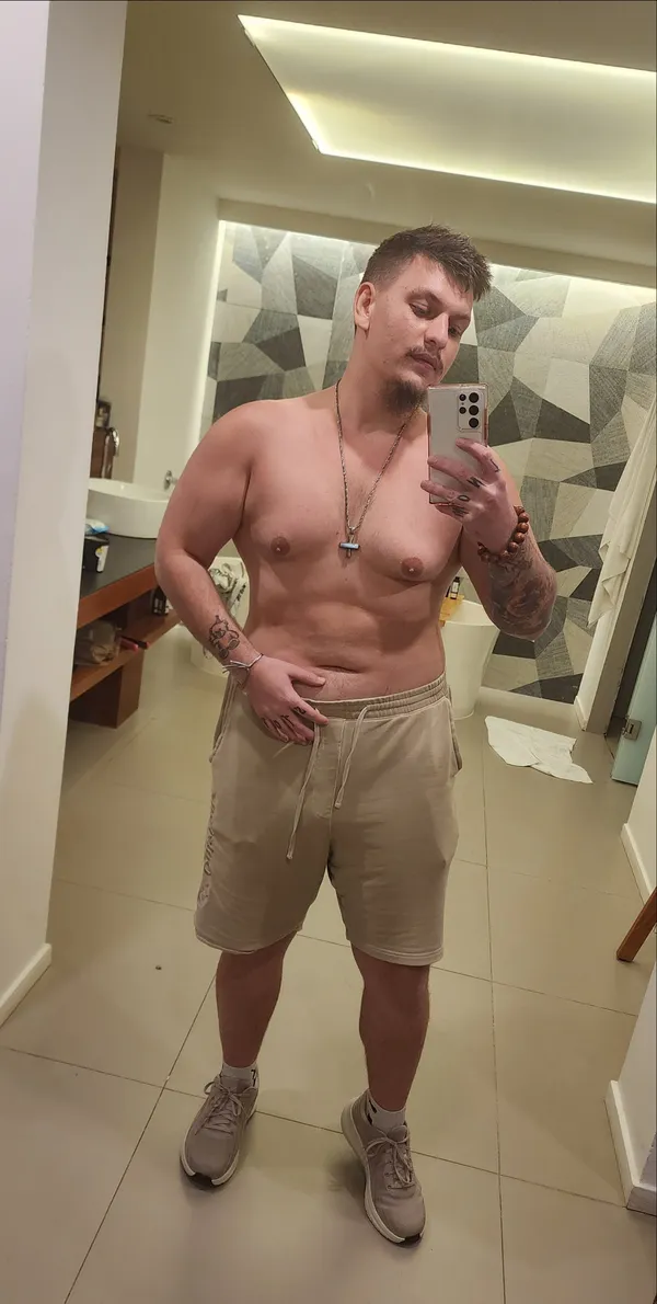 Cam's BabeWiki Profile