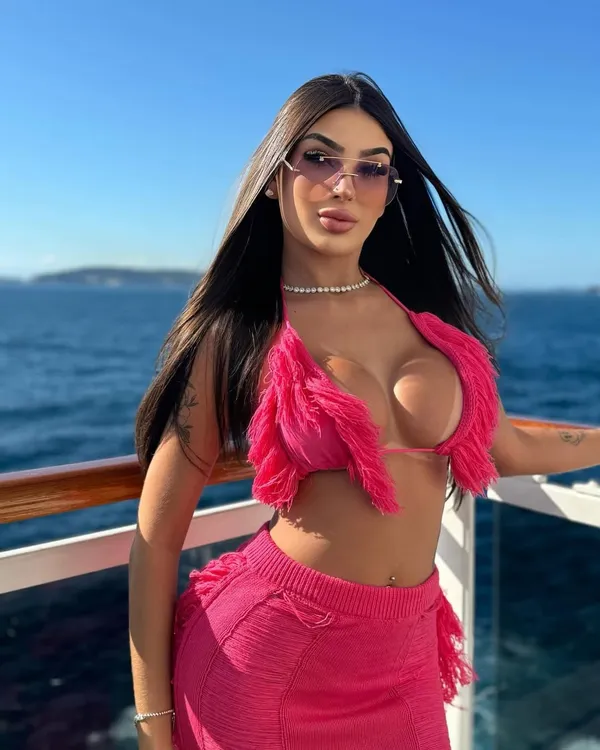 Camila Bolzani's BabeWiki Profile
