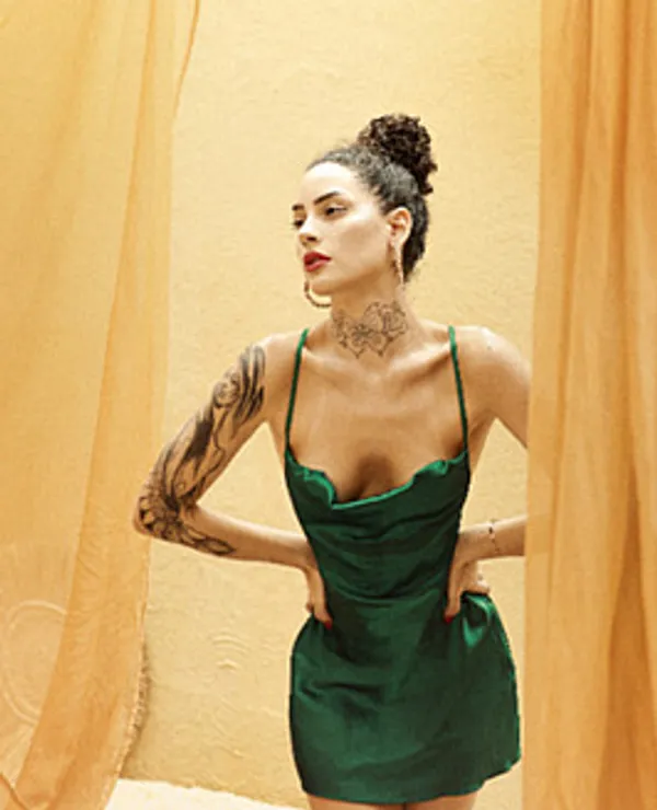 Camila Moura's photo 3