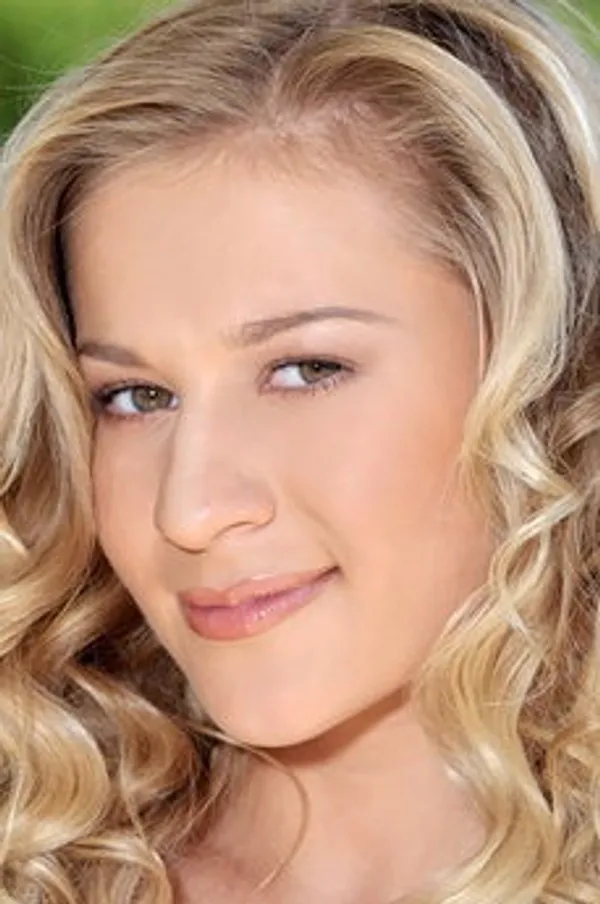 Candice Brielle's photo 5