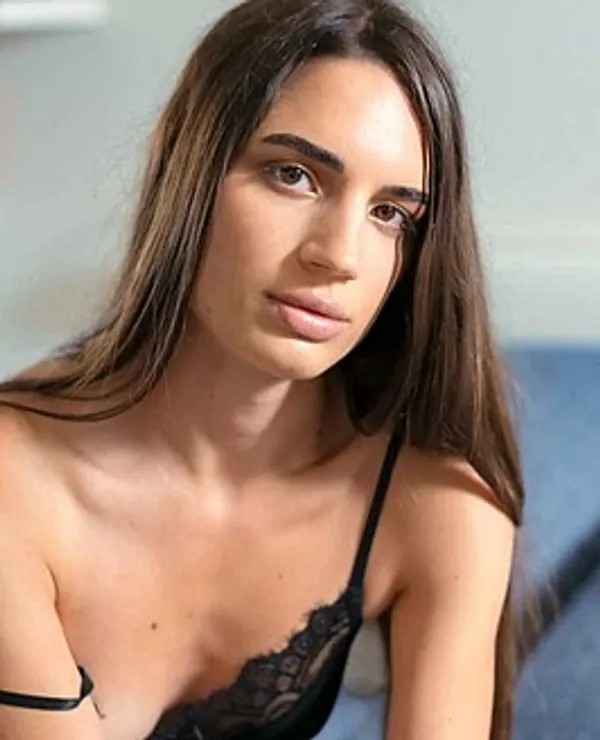 Candie Luciani's photo 10