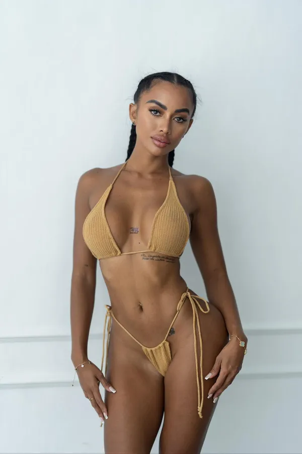 Carla Asister's photo 3