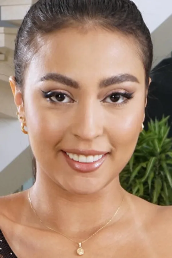 Carolina Londono's BabeWiki Profile